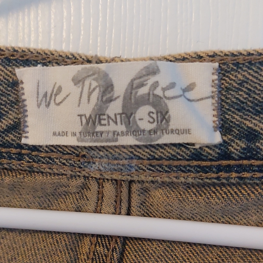 We The Free Maggie Midrise Straight Leg Jeans Size 26 NWT - Picture 2 of 6